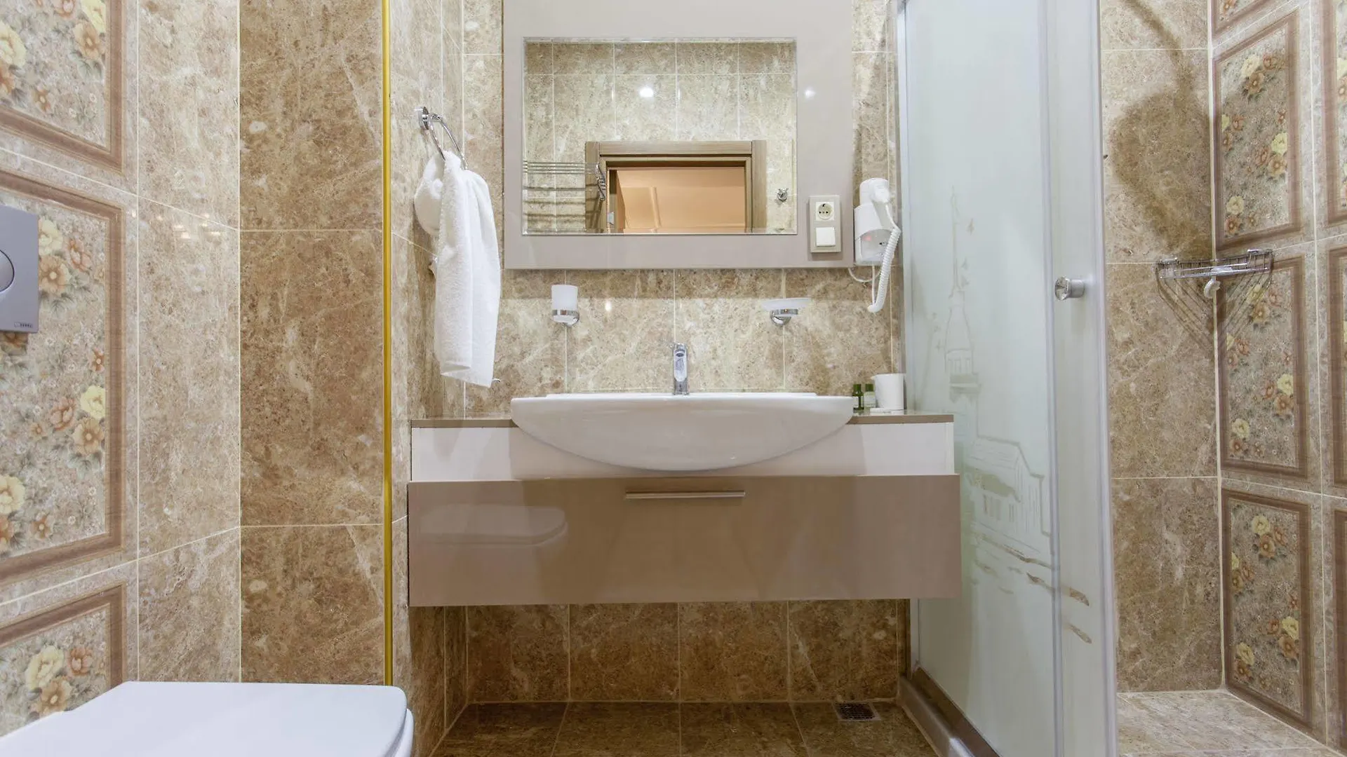 Asya World Hotel Estambul 3*,
