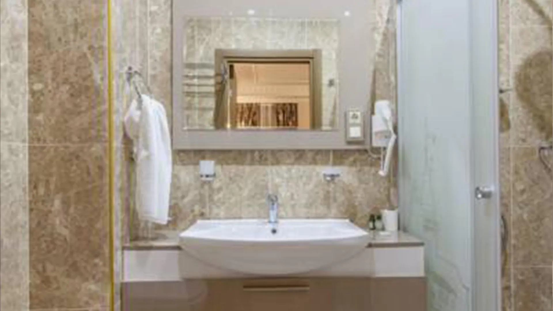 Asya World Hotel Стамбул